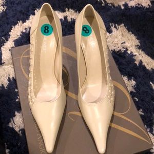 New Nine West pumps